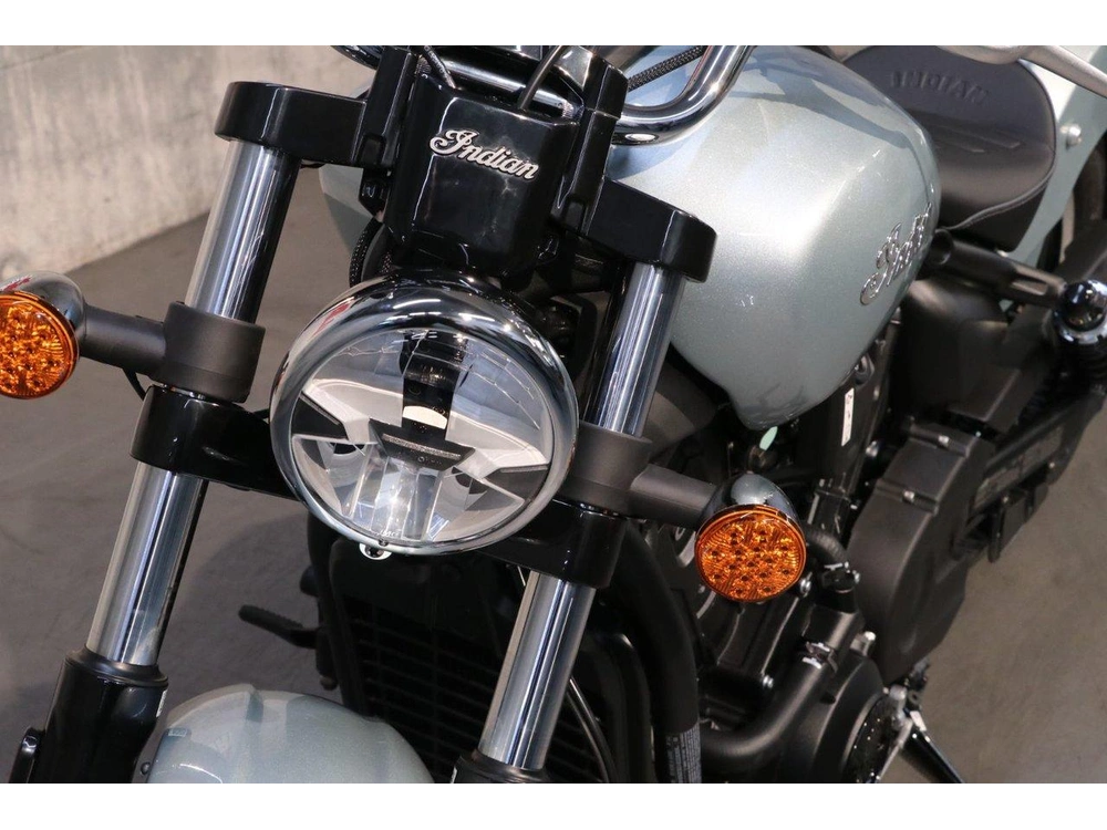 2025 Indian Motorcycle Scout Sixty Classic Limited alt