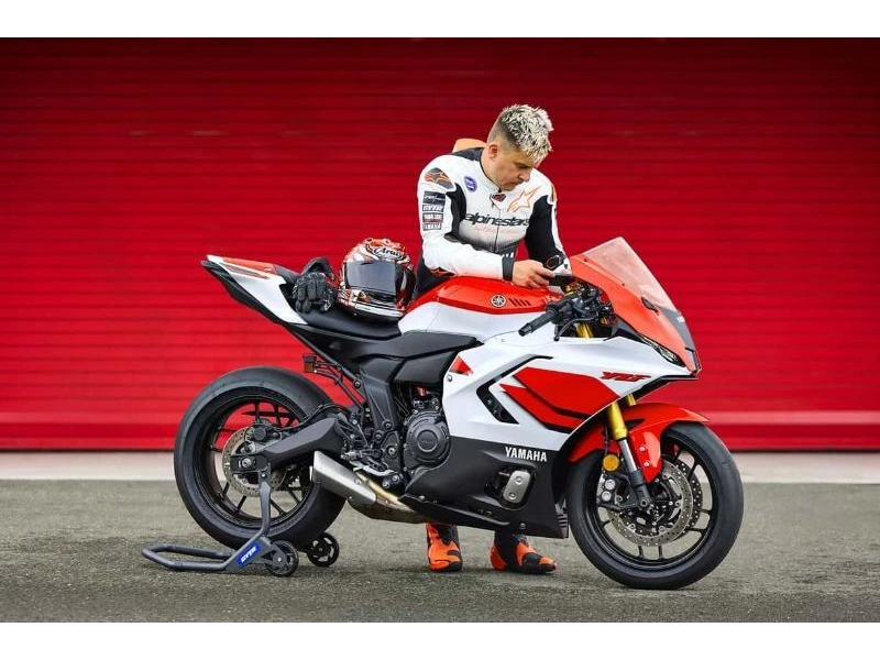 2026 Yamaha Yzf-r7 alt