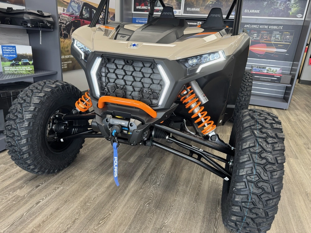 2026 Polaris Rzr 1000 Xp S Ult Sand Dune alt
