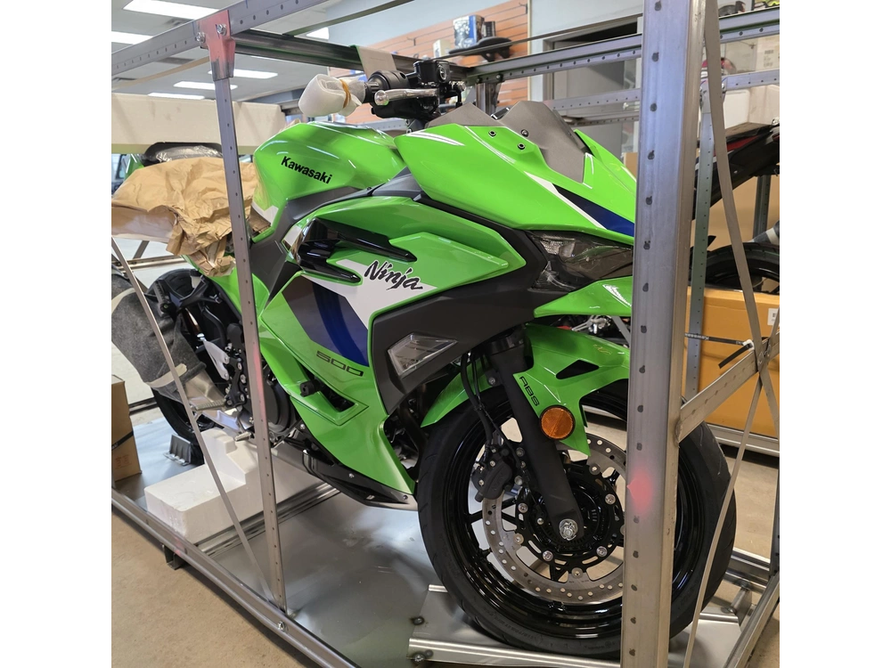 2026 Kawasaki Ninja 500 Se Krt alt