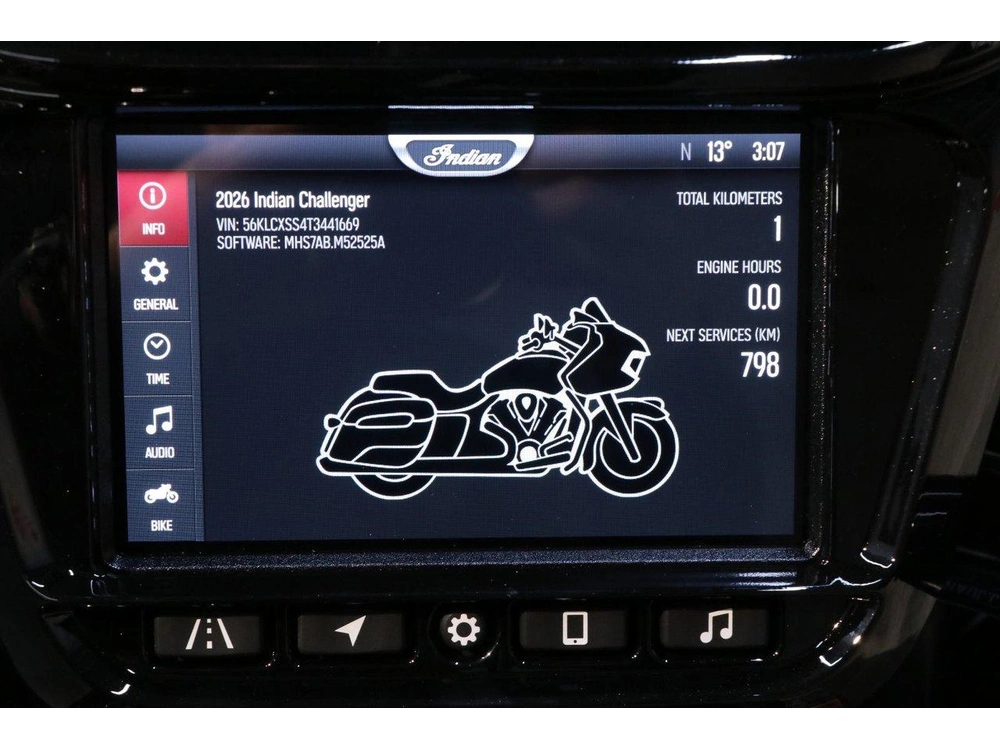 Indian Motorcycle Indian Challenger Dark Horse +112 & Powerband Audio 2026 alt