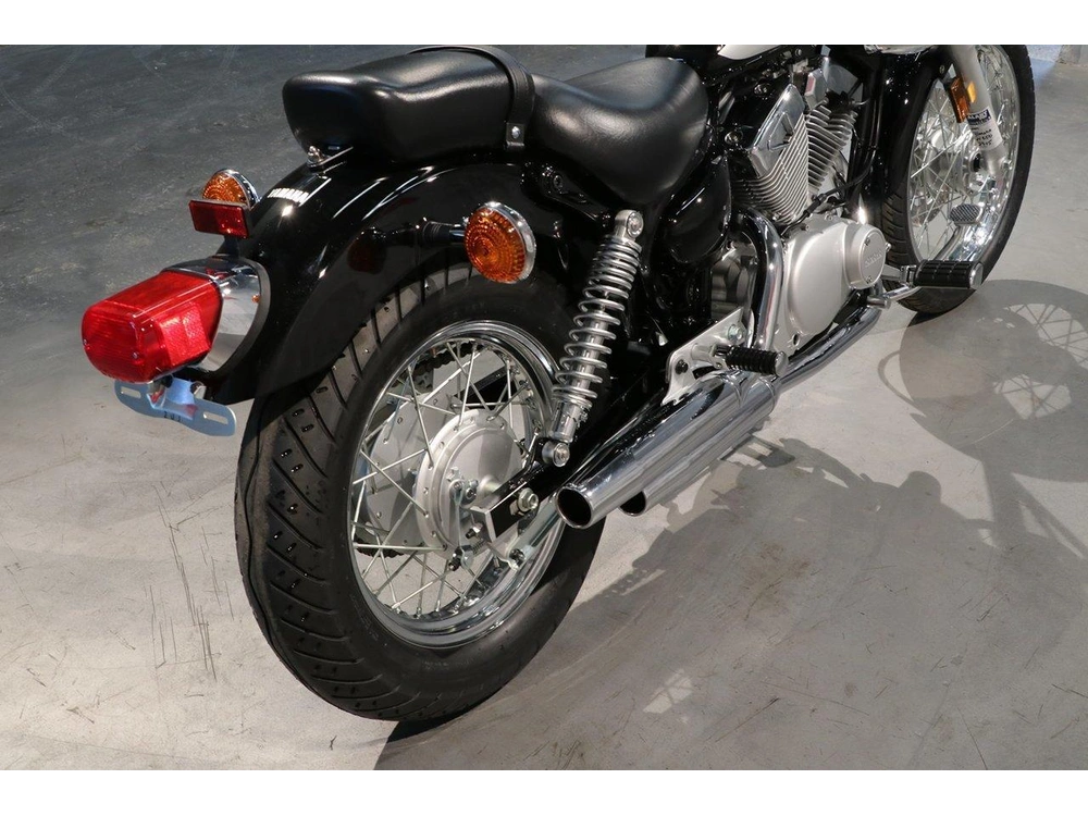 Yamaha V-star 250 2022 alt