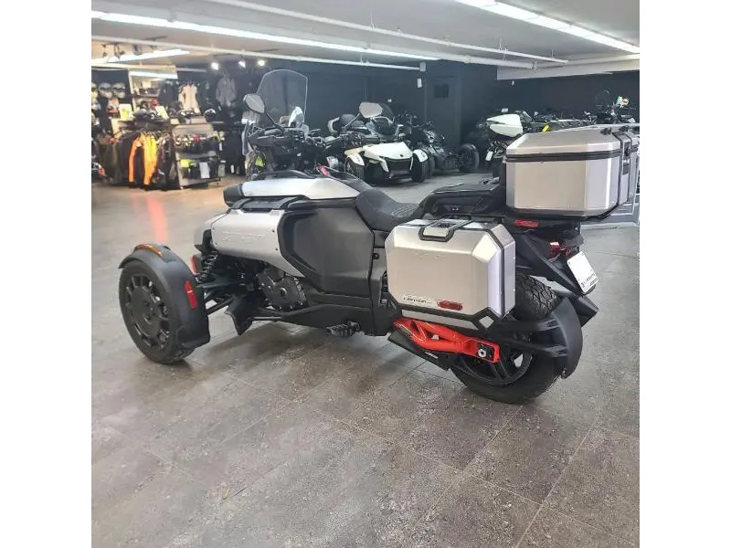 Can-Am Canyon XT 2025