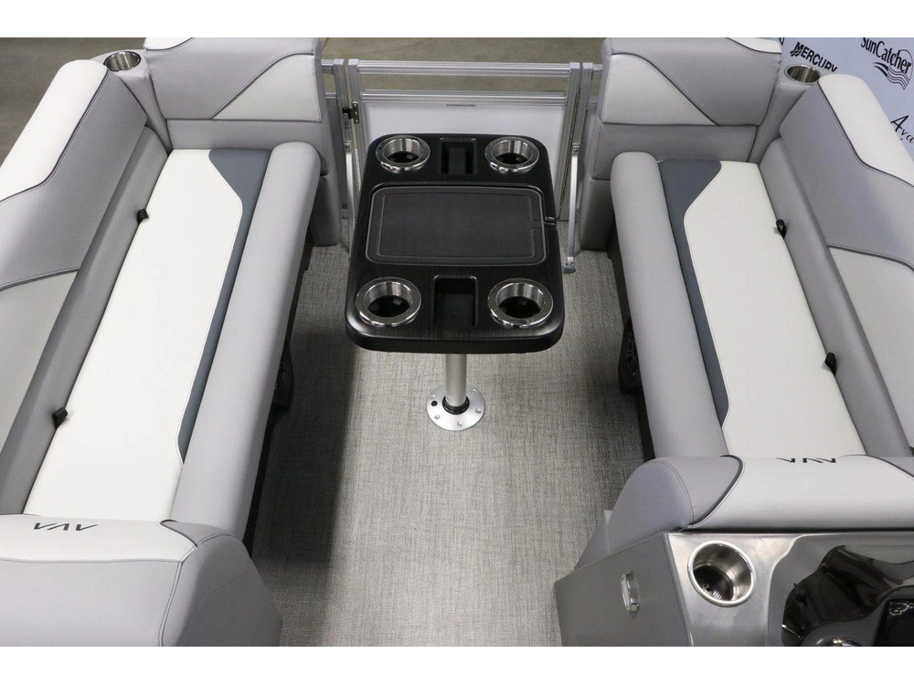 2026 Avalon Venture 2180 Quad Lounger + Yamaha 70 Hp alt