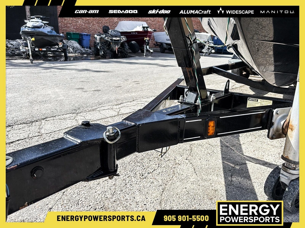 2013 Regal Regal 2300 alt