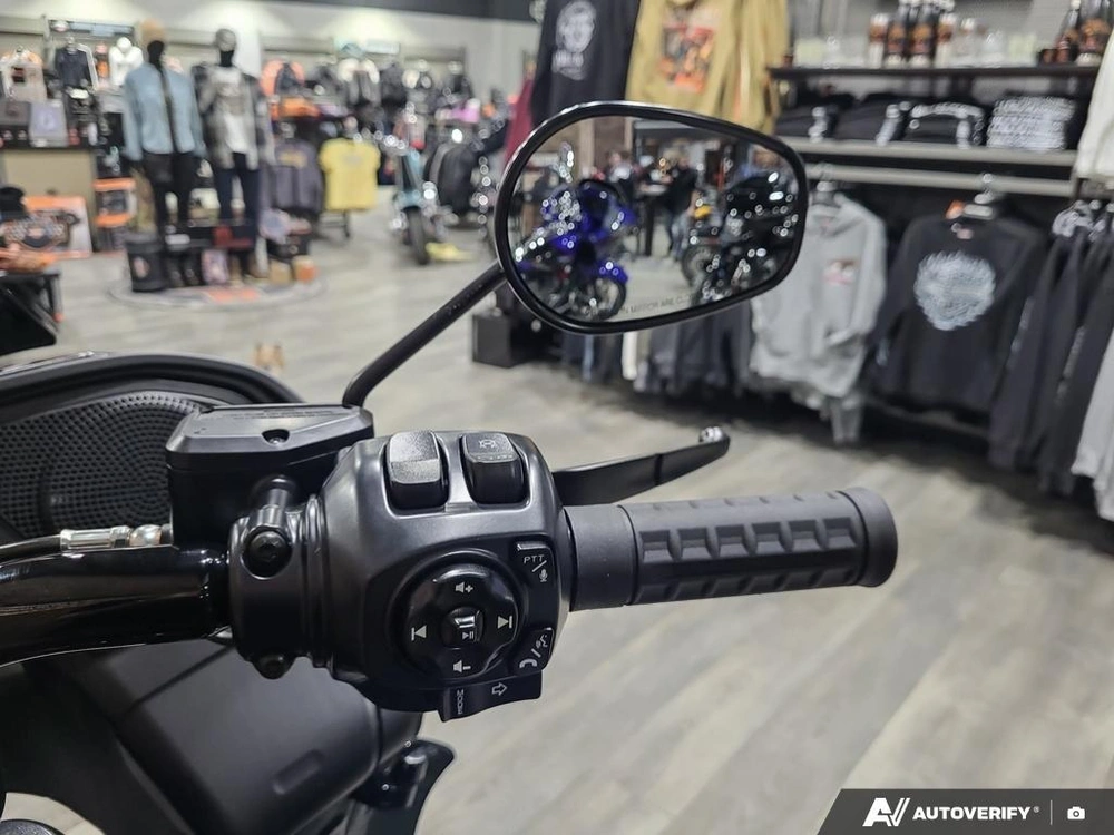 2026 Harley-davidson Road Glide alt