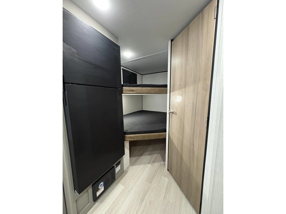 Hideout 199bhs 2026 alt