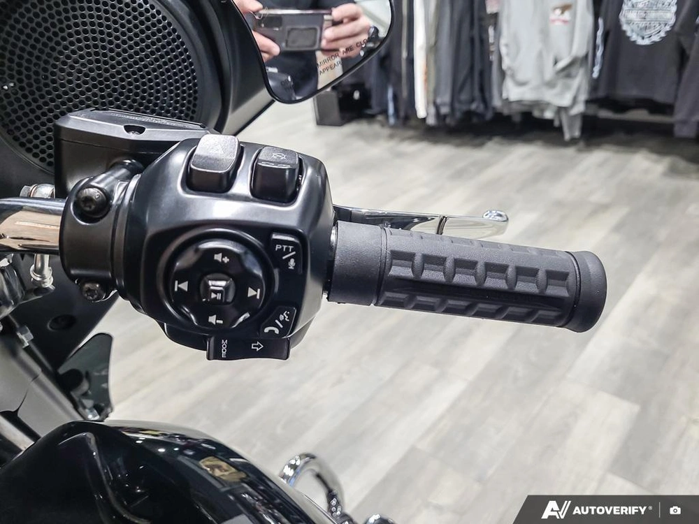 2026 Harley-davidson Street Glide alt