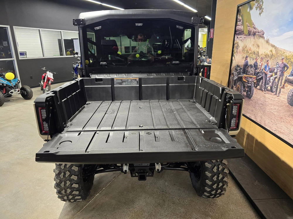 2026 Brp Defender Limited Cab Hd11 alt