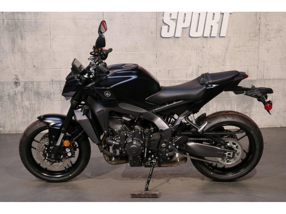 2025 Yamaha Mt-09 alt