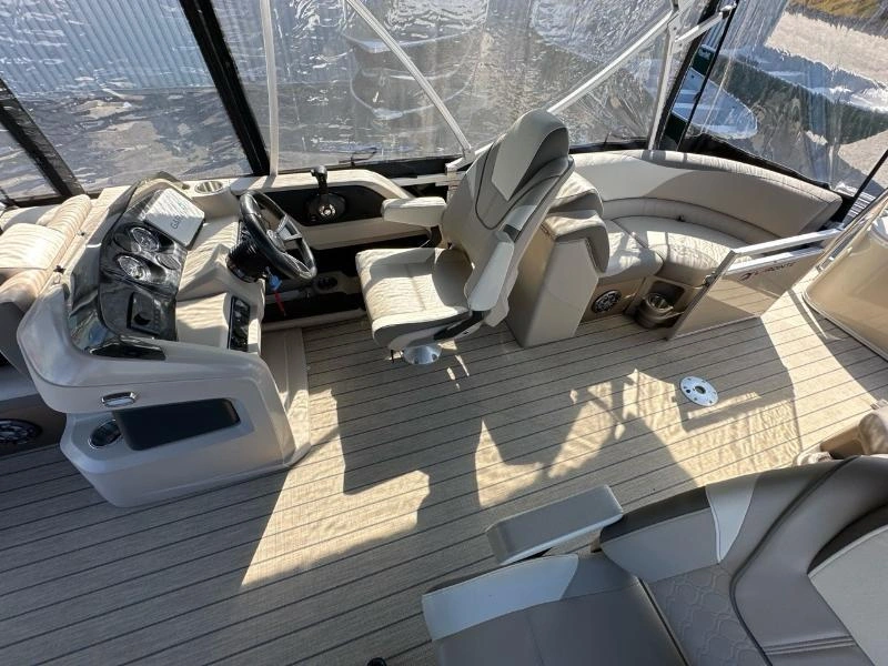 Legend Q-series Lounge Sport Pro 22'6 2023 alt