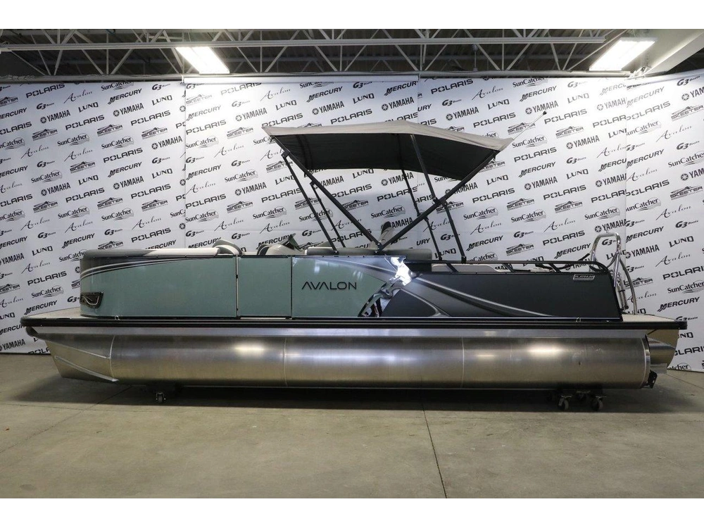 2026 Avalon Avalon Lsz 2385 Versatile Rear Bench Platinum + Yamaha Vmax 150 Hp alt