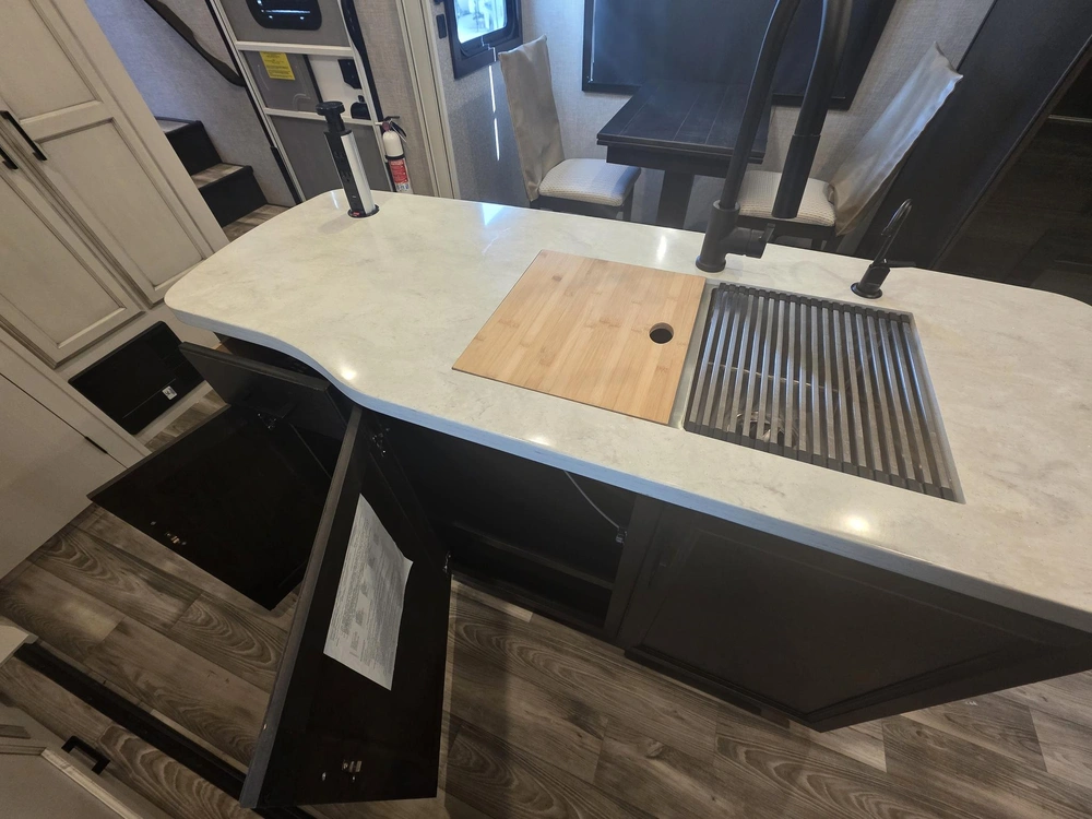 2022 Jayco Eagle 317rlok alt