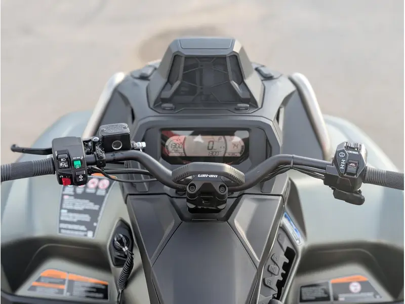 Can-Am Outlander X mr 1000R Loft Green 2026