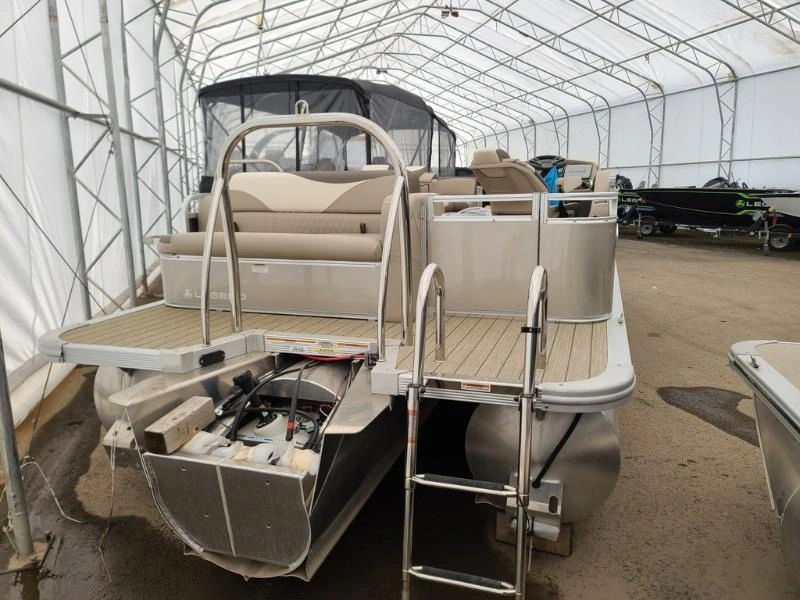 2023 Legend Q-serie Cottage Sport Pro 22'6 alt