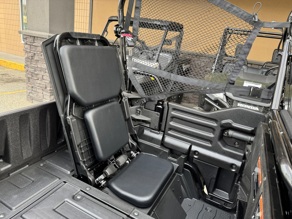 2026 Honda Pioneer 700-4p Deluxe alt
