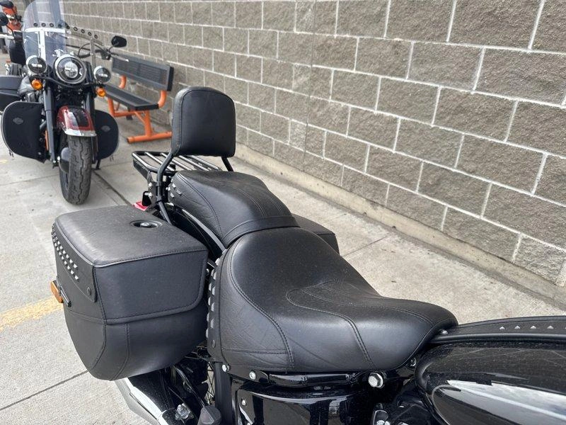 2019 Harley-davidson Flhcs - Heritage Classic alt
