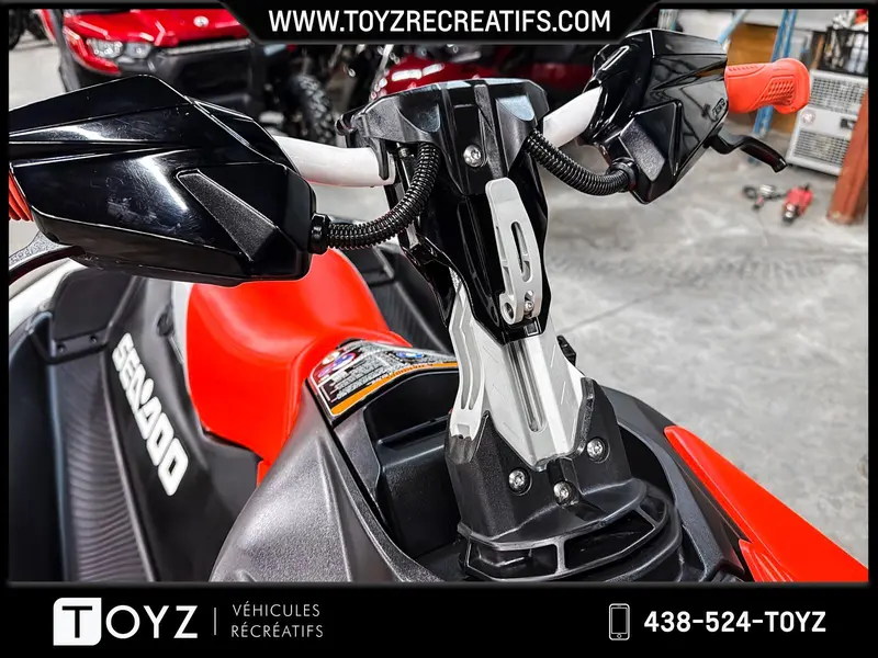 2024 Sea-Doo SPARK TRIXX 1UP thumbnail 10
