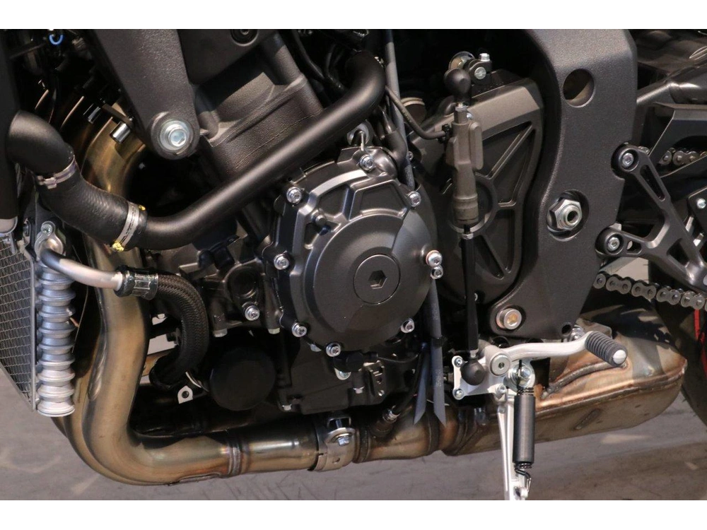 2026 Yamaha Mt-10 alt