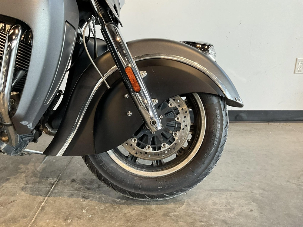 2019 Indian Motorcycle Roadmaster alt
