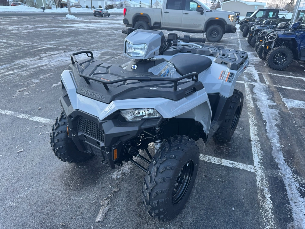 2026 Polaris Sportsman 570 Ghost Gray alt