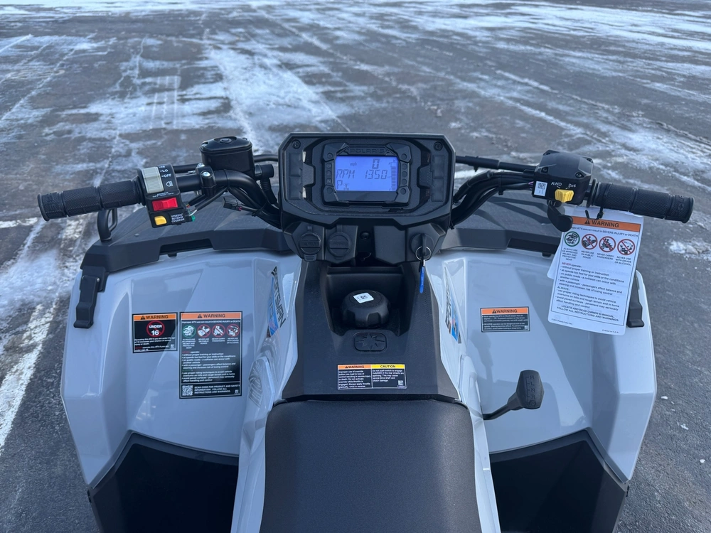 2026 Polaris Sportsman 570 Ghost Gray alt