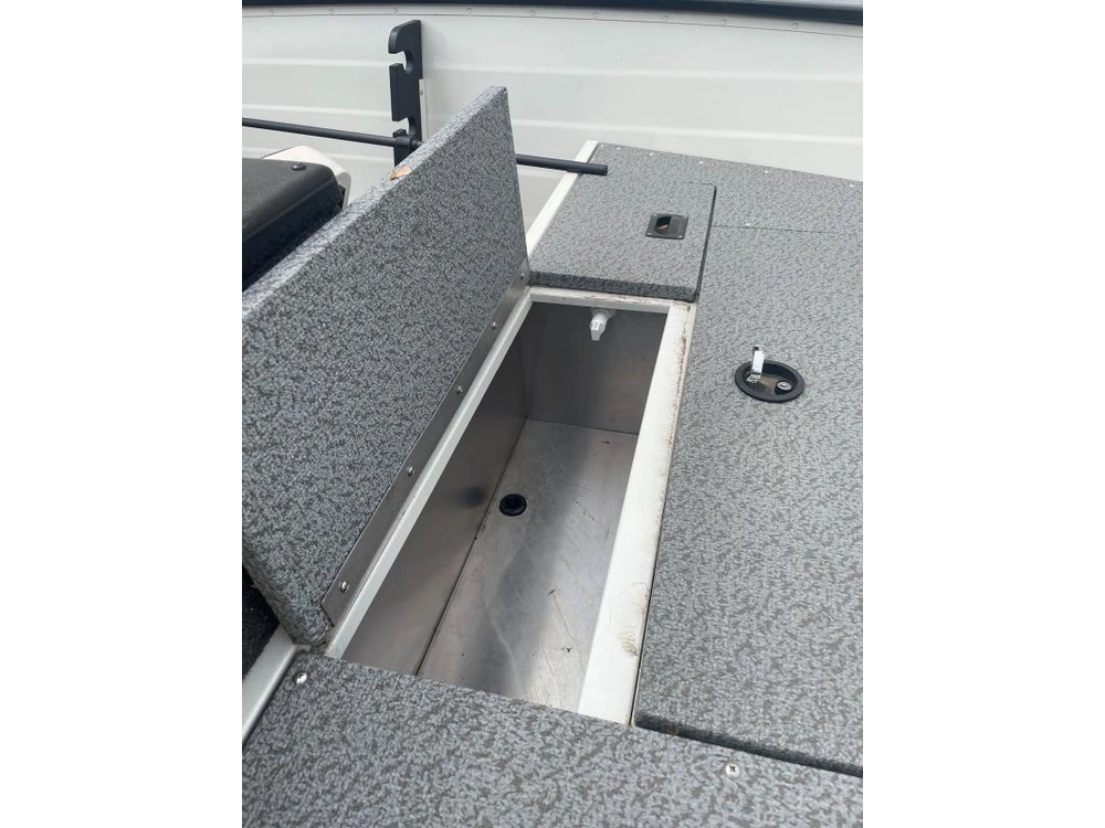 Legend 15 Angler 2023 alt