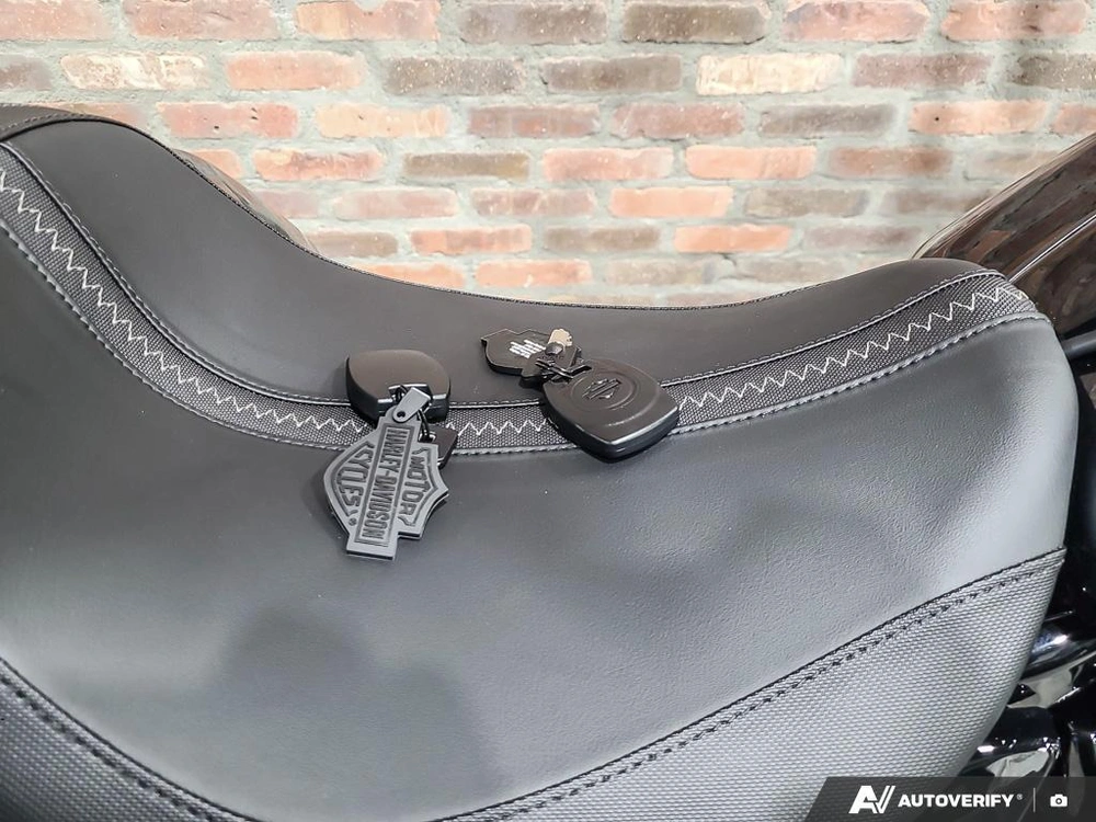 2026 Harley-davidson Road Glide alt