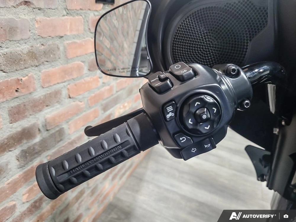 2026 Harley-davidson Street Glide alt