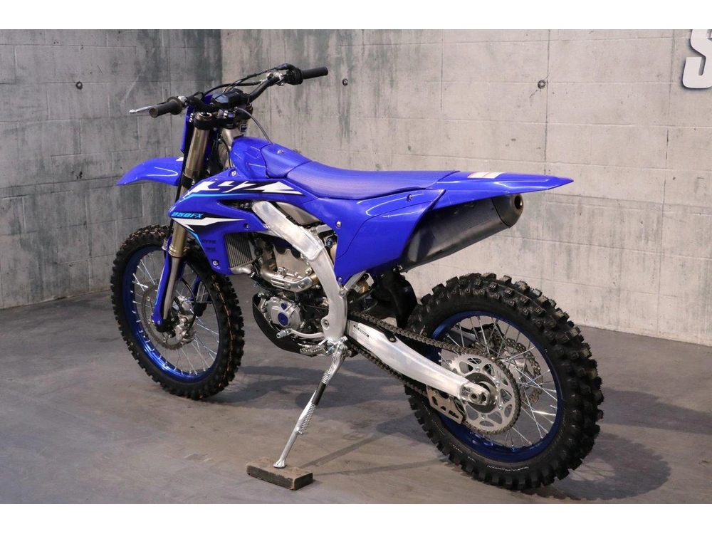2026 Yamaha Yz250fx alt