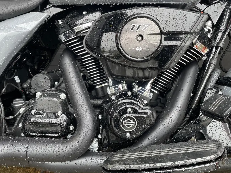 2026 Harley-Davidson FLHX - Street Glide® thumbnail 3