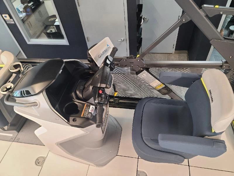 Sea-doo Switch Cruise Limited 21 - 230 Hp 2025 alt