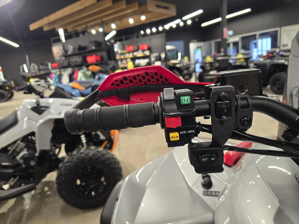 2026 Brp Renegade X Mr 1000r alt