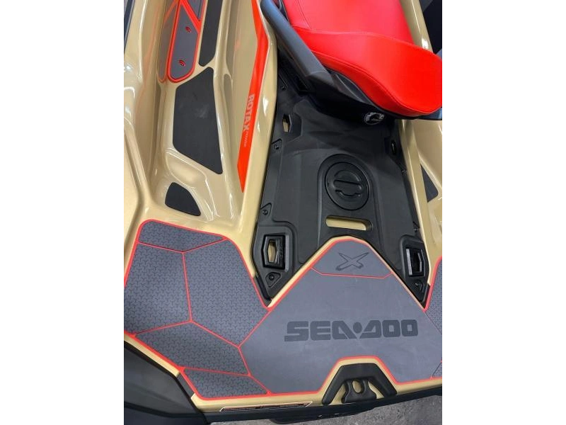 Sea-doo Rxt-x 325 (audio) 2025 alt