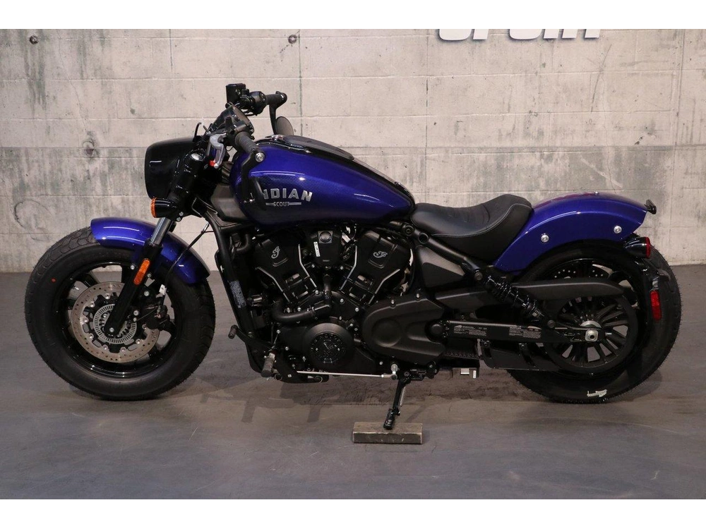 Indian Motorcycle Indian Scout Bobber Limited +tech 2025 alt