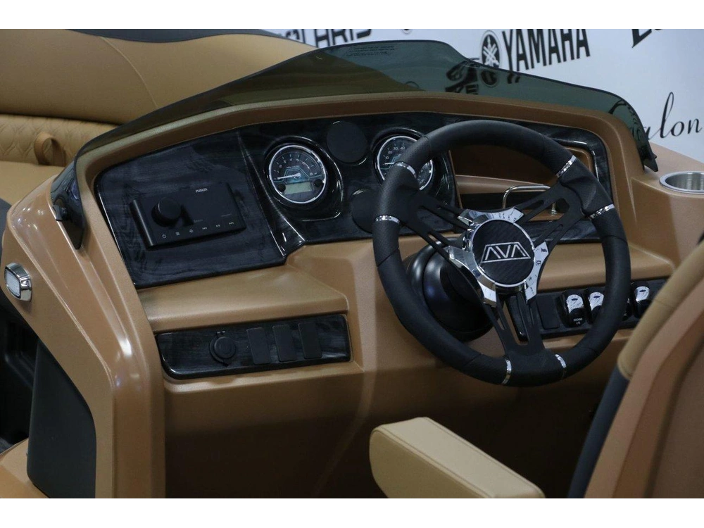 2026 Avalon Avalon Lsz 2385 Versatile Rear Bench + Yamaha 90 Hp alt