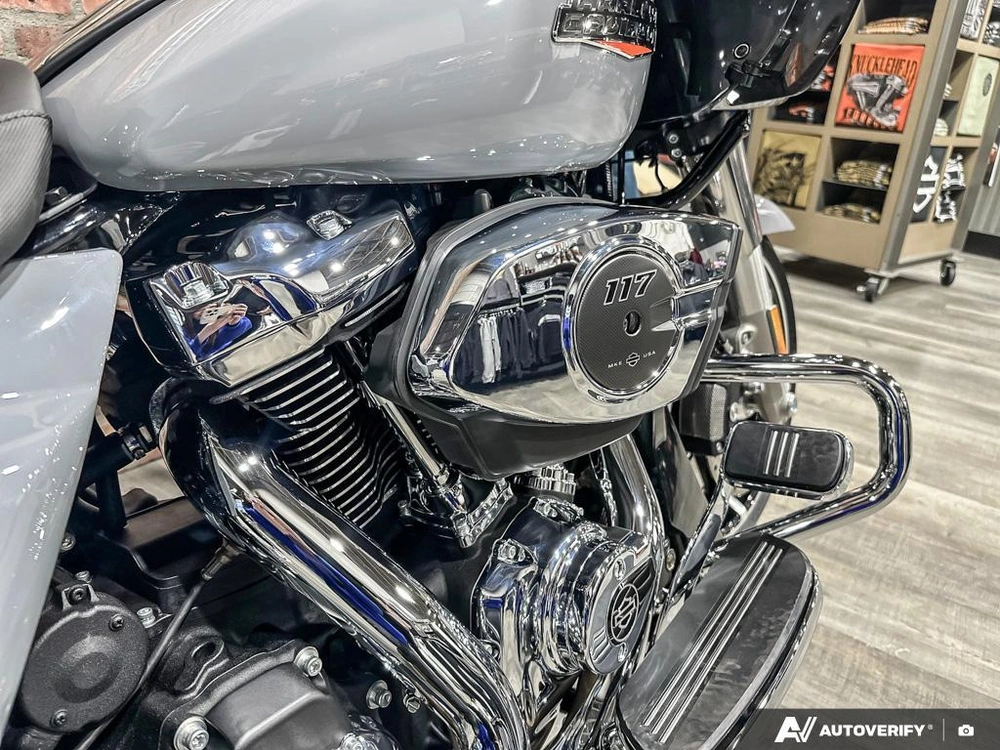 2026 Harley-davidson Road Glide alt