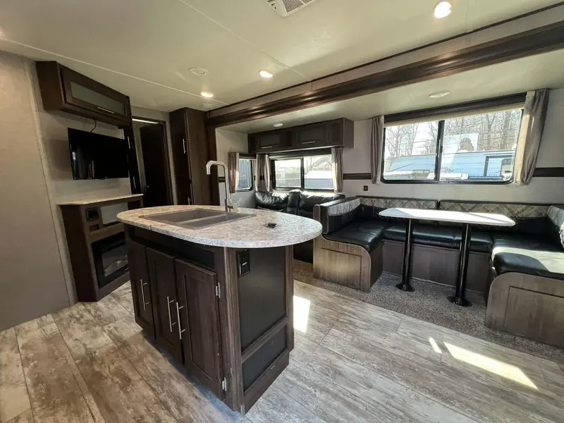 2019 Crossroads RV ZINGER 330 BH **IDÉAL POUR CAMPING STATIONNAIRE** thumbnail 23