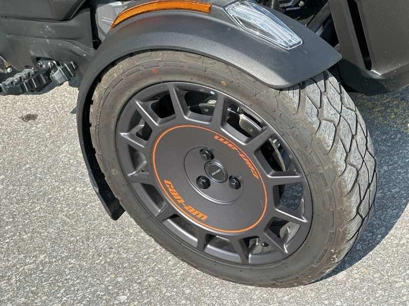 2025 Can-am Canyon Redrock alt