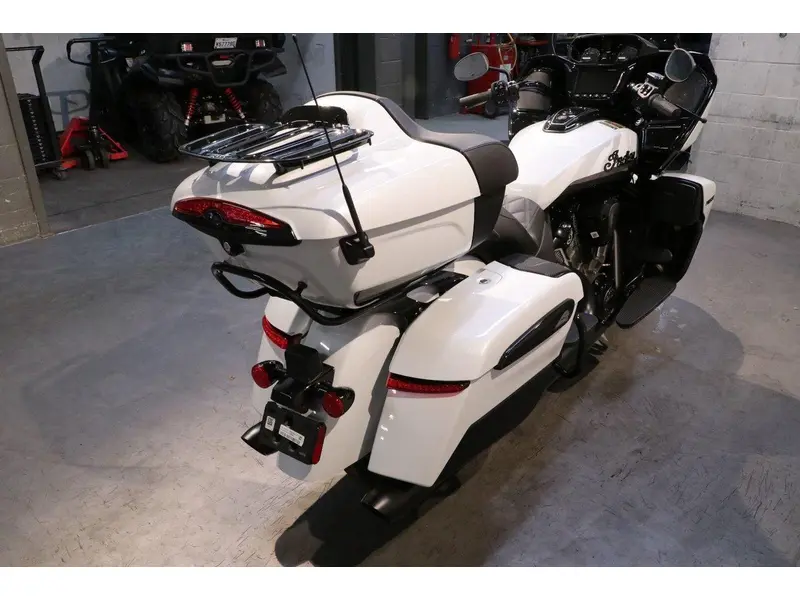 2026 Indian Motorcycle Pursuit Dark Horse 112 & powerband audio thumbnail 13