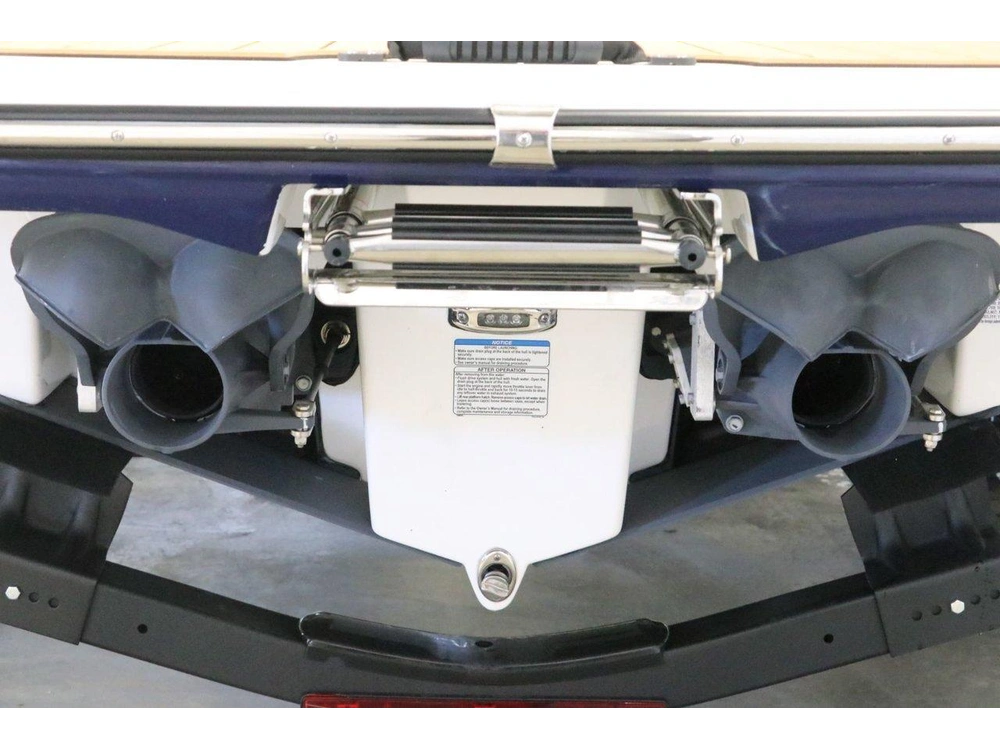 2025 Yamaha 252sd alt