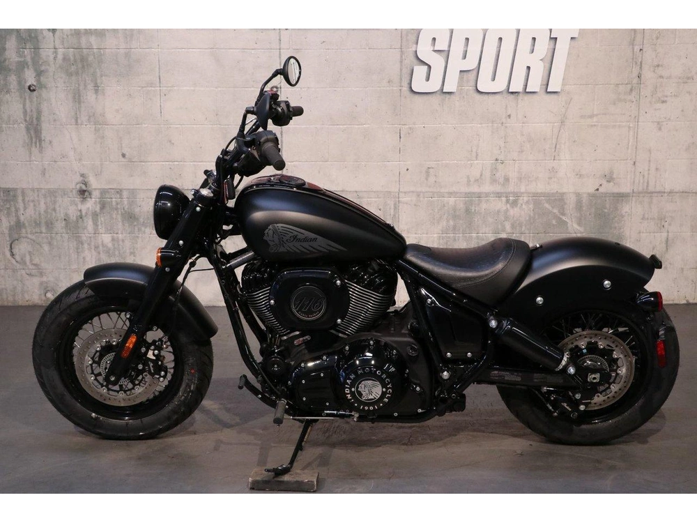2025 Indian Motorcycle Chief Bobber Dark Horse alt