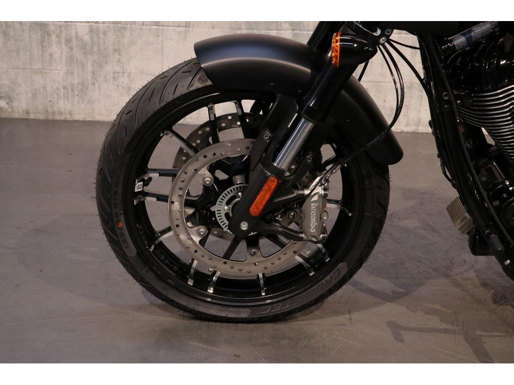 2025 Indian Motorcycle Indian Sport Chief alt