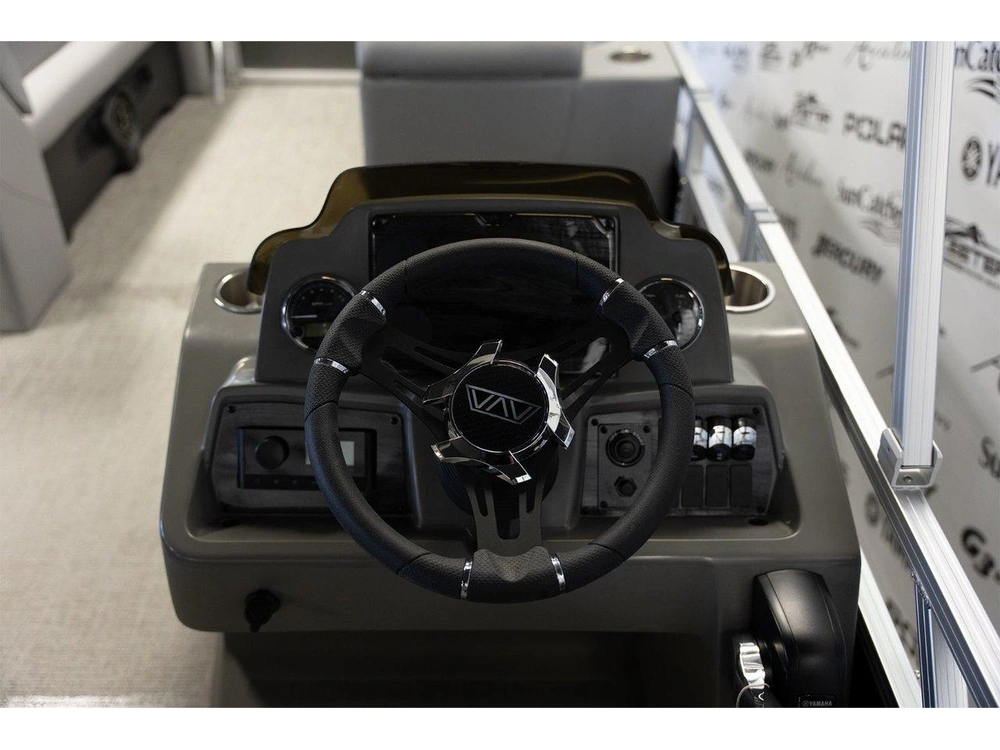 2025 Avalon Venture 2380 Cruise + Yamaha 70 Hp alt