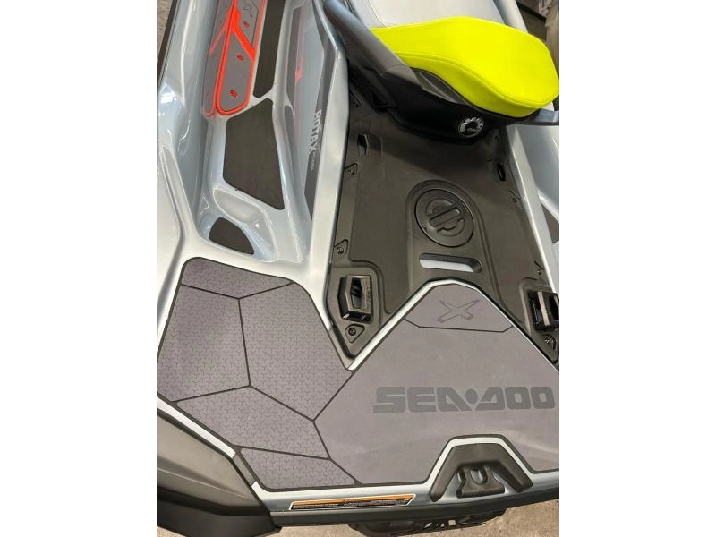 Sea-doo Rxt-x 325 (audio) 2025 alt