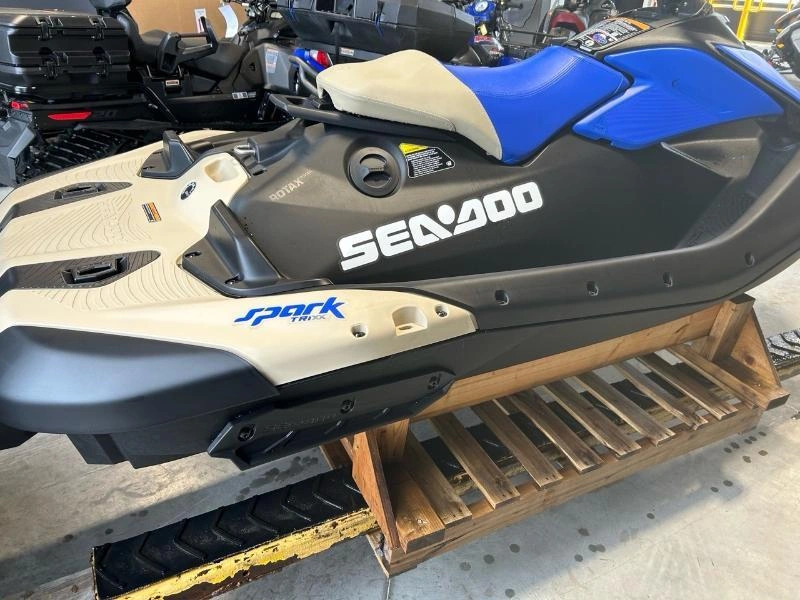 Sea-doo Spark Trixx 1p (audio) 2025 alt