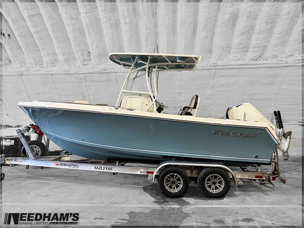 2022 Sailfish 220 Cc alt