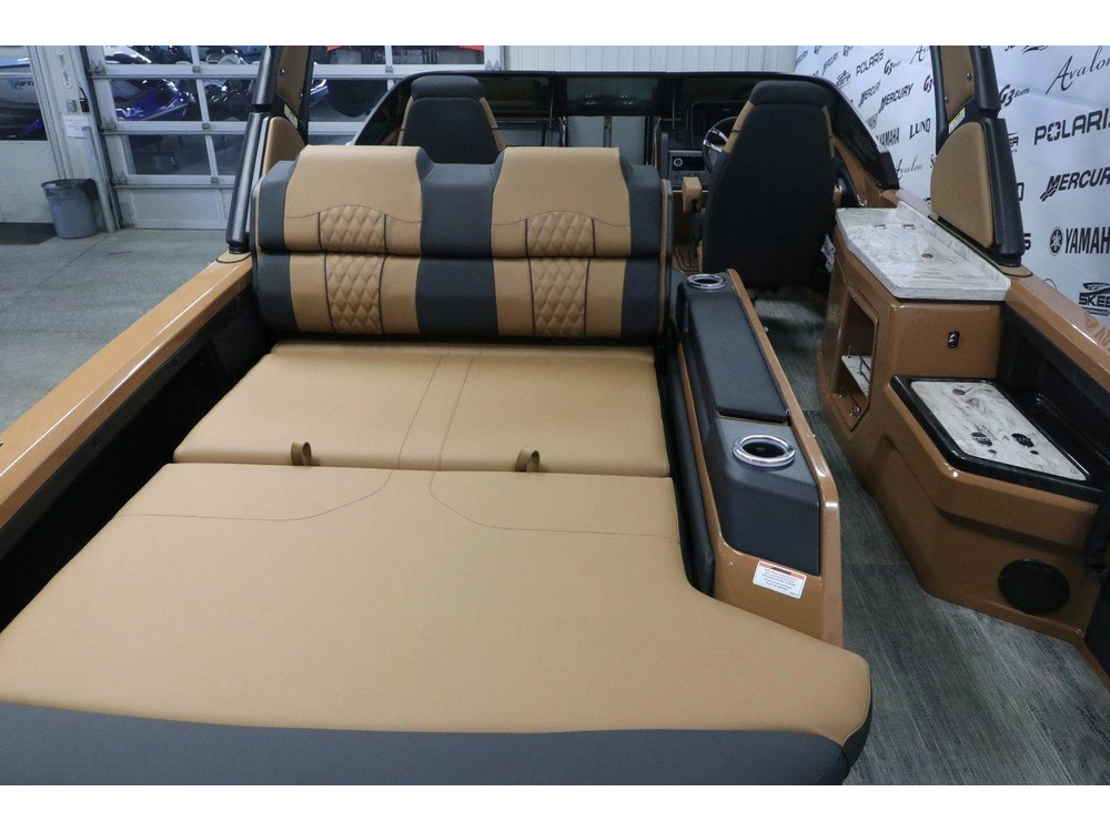 2026 Avalon Avalon Excalibur Ltd 2785 Vrbw + Mercury Verado 425 Hp alt