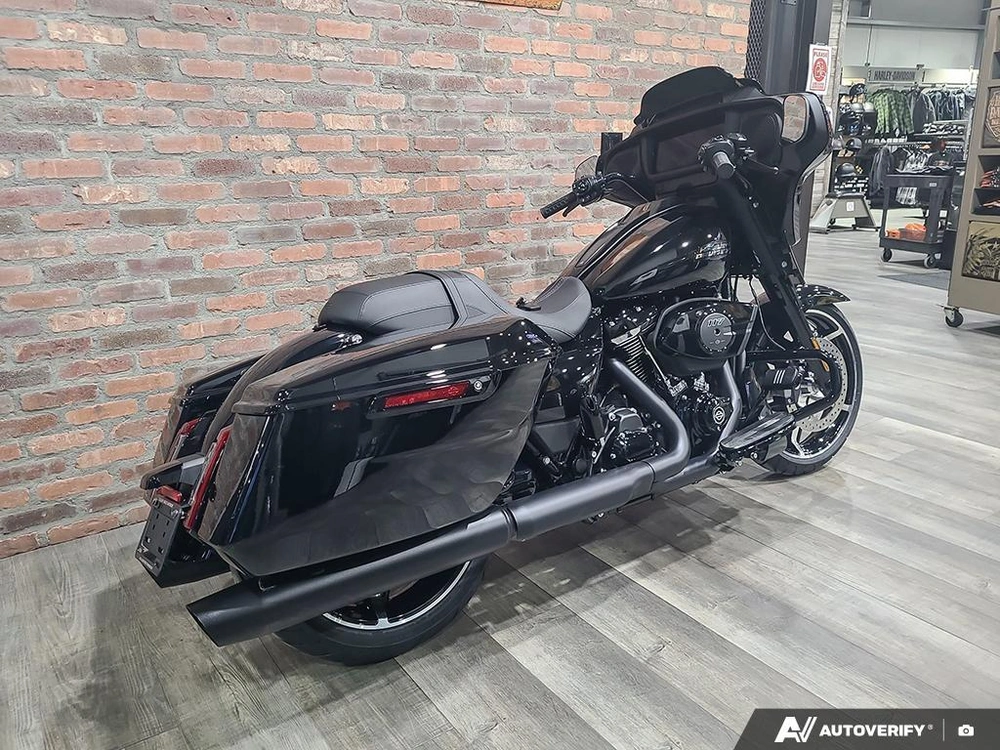 2026 Harley-davidson Street Glide alt