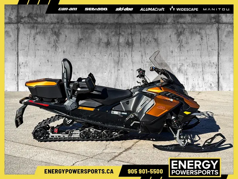 Ski-Doo GRAND TOURING LE w/ PLATINUM Pkg 900 ACE Turbo R Silent Ice Track II 1.25" E.S. w/ 10.25" Touchscreen 2025